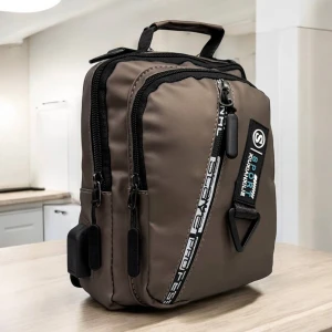 Оптом чоловіча сумка-слінг (плащівка/usb) м.9-5 в-23 д-15,5 ш-9,5 коричневий в асортименті - фото 1