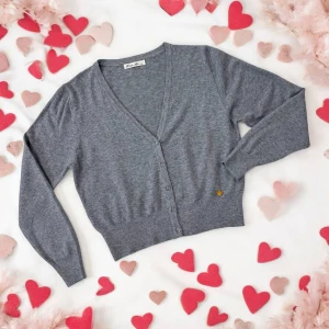 Оптом джемпер женский (на пуговицах) м.a5356 р.l/xl оптом серый в ассортименте - фото 1