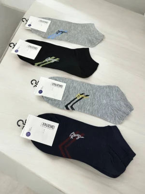 Оптом носки мужские xinjiemei (короткие) 1уп. 10пар м.004 р.26-28 - фото 1