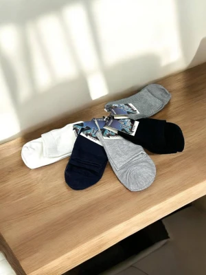 Оптом носки мужские men's (средние) 1уп. 10пар м.01 р.26-28 - фото 1