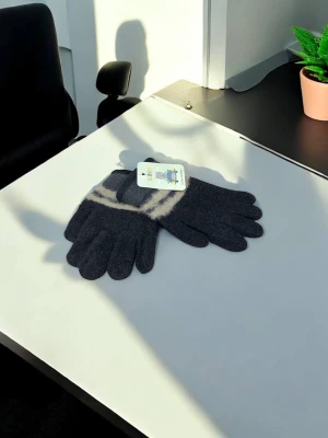 Оптом рукавиці-пальчата gloves дитячі (тонка в'язка) м.11/4 сірий в асортименті - фото 1