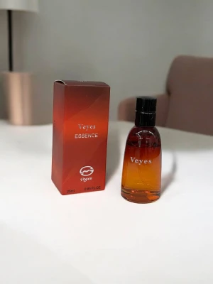 Оптом парфуми VEYES ESSENCE 25мл.м.1066-2 | Гуртом духи для гуртовиків - фото 1